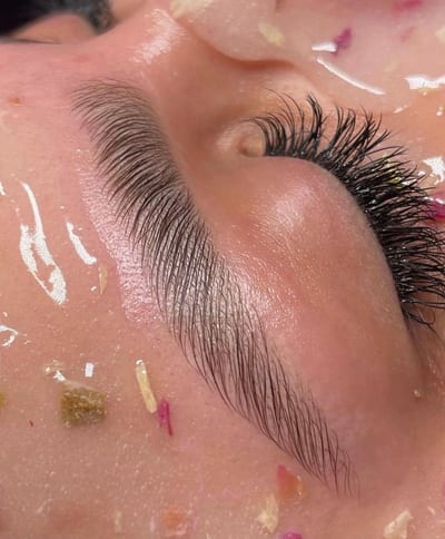 Eyelashes&Brows La gemme 店内写真 3枚目
