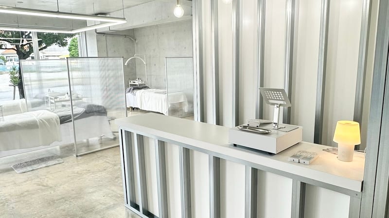 THE ART 宜野湾の店内写真2