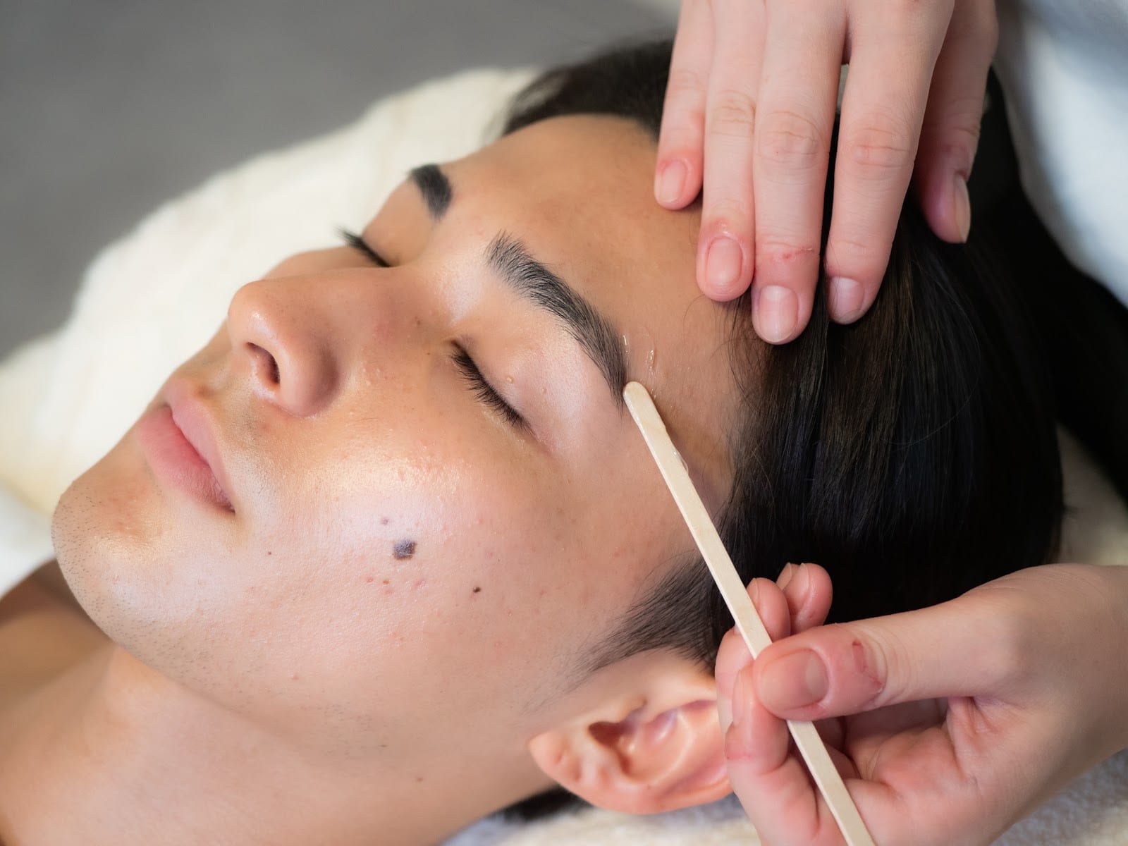 courage eyelash＆eyebrow salon（下北沢）のメンズ眉毛サロン店内写真 1枚目