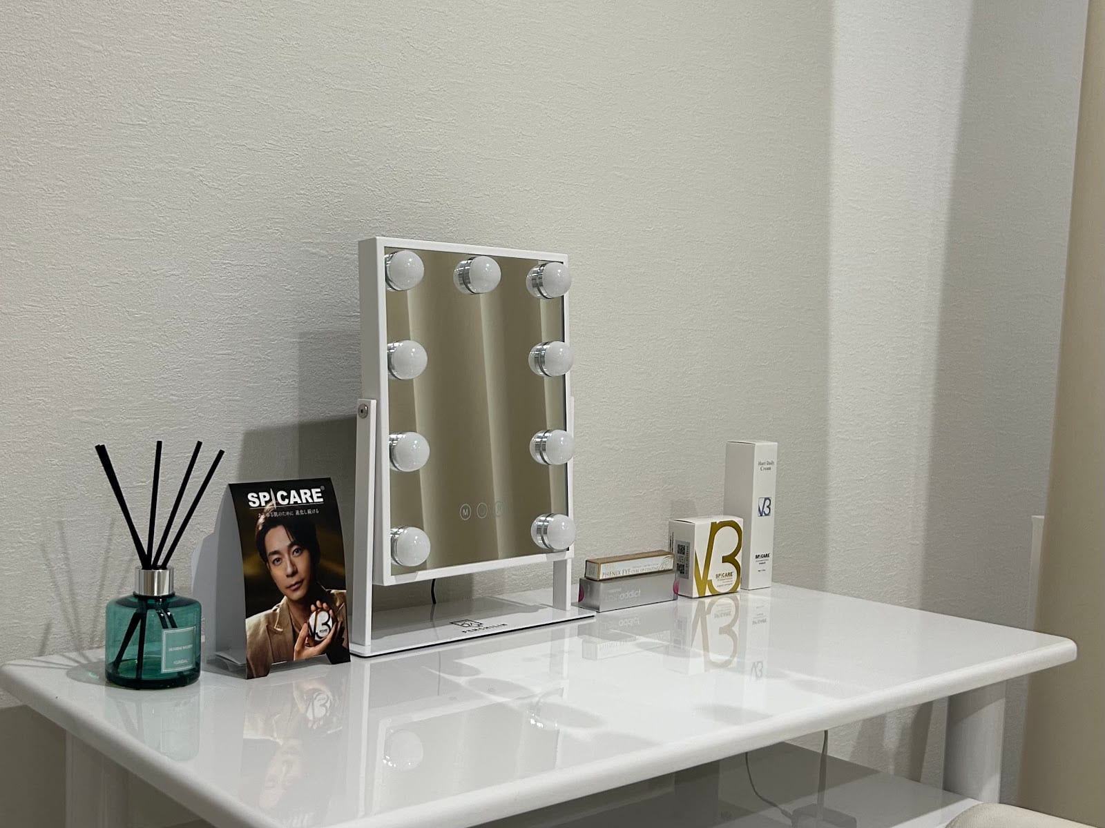 mofu eyelash 岐阜店~まつげパーマ・パリジェンヌ・眉毛・アイブロウ・WAX~(岐阜)のメンズ眉毛サロン店内写真 1枚目