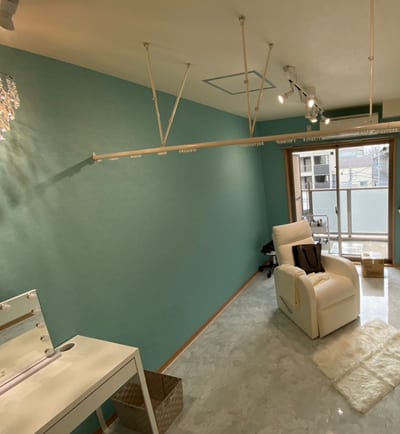 まつ毛パーマ&眉毛サロン SSIN STUDIO 新越谷店 店内写真 1枚目