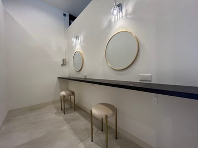 完全個室eyelash salon Rey沖縄那覇店 まつげパーマパリジェンヌ 店内写真 1枚目