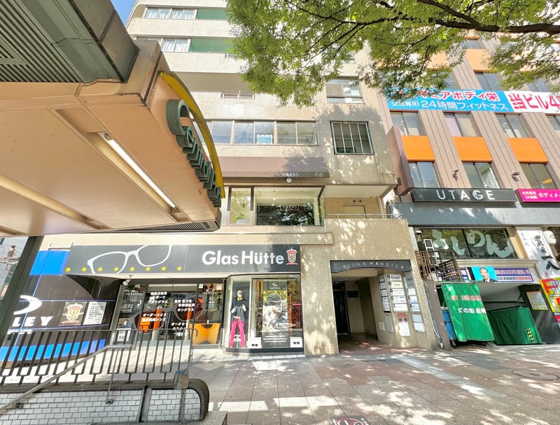 メンズ眉毛専門店 MAYU CLEAR(マユクリア) 名古屋栄店の店内写真3