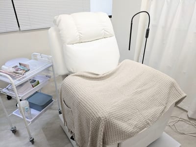 眉毛とまつげパーマの専門店 ロレインブロウ 門前仲町店 店内写真 1枚目