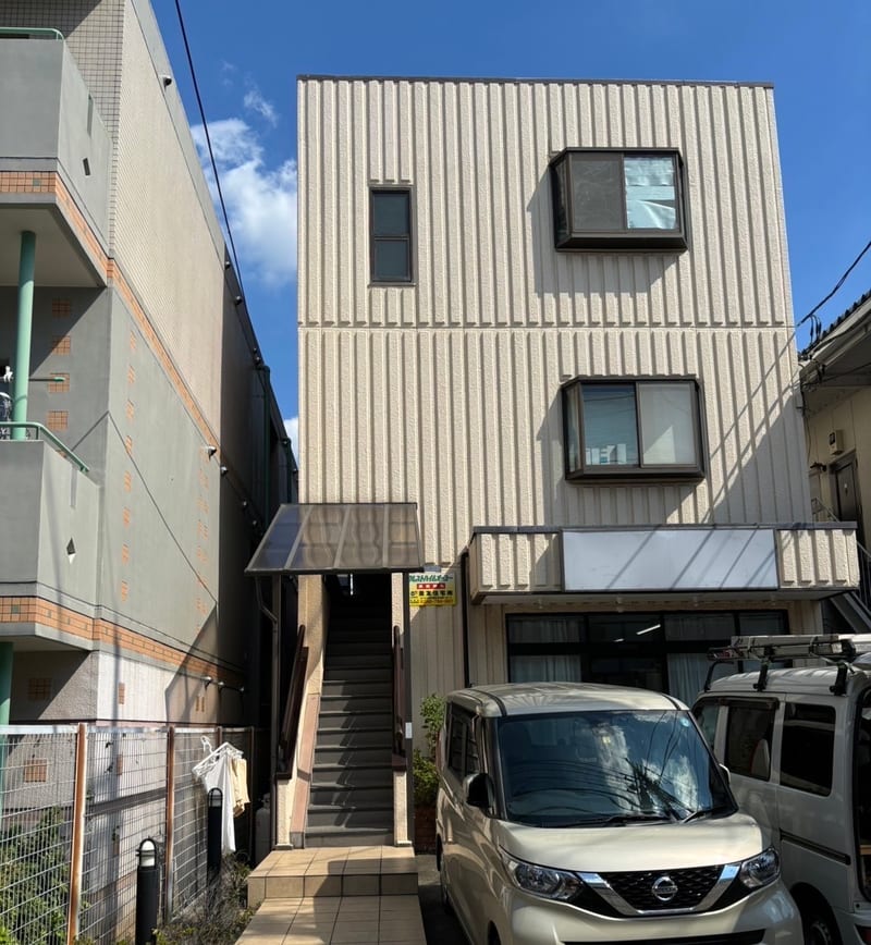 LINKS. 東大宮店の店内写真3