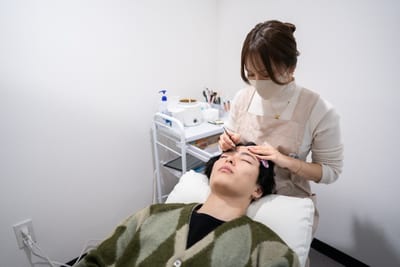 ADDICT 池袋西口店 店内写真 4枚目