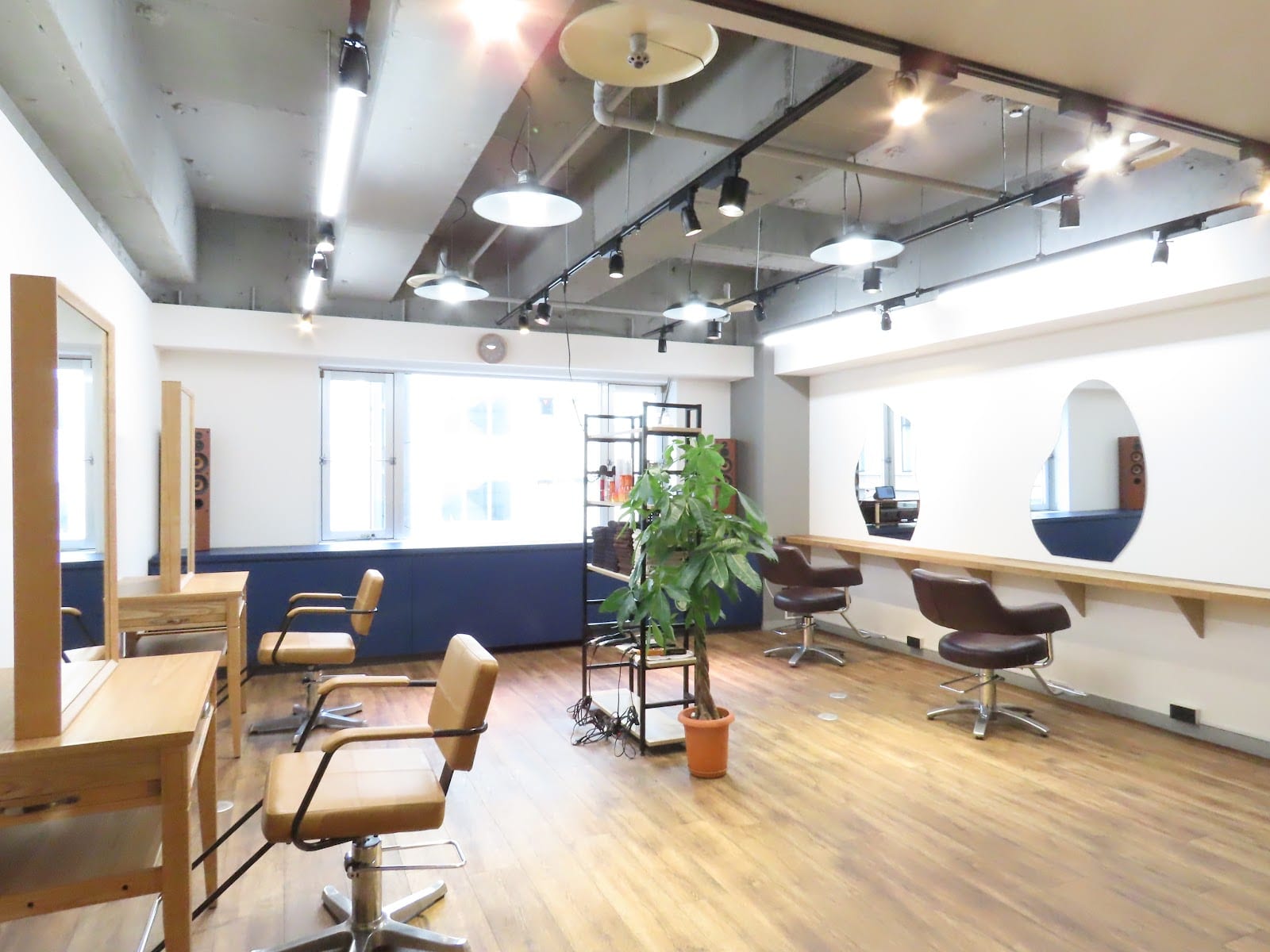 Terrace soar まつげパーマ・アイブロウ・マツエク専門店（札幌駅）のメンズ眉毛サロン店内写真 1枚目