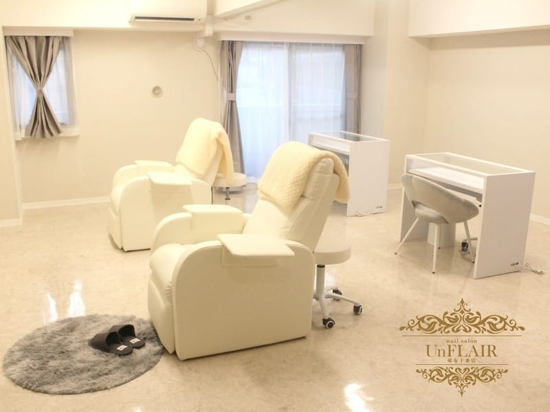 Nail salon UnFLAIR 麻布十番店（麻布十番）のメンズ眉毛サロン