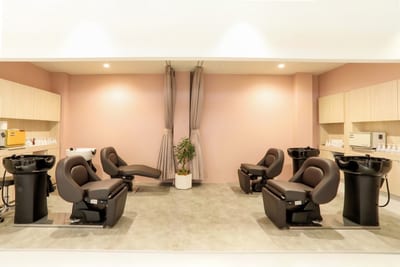 OID EYE BROW SALON 店内写真 1枚目