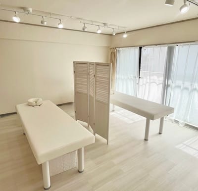 メンズ眉毛専門店 MAYU CLEAR(マユクリア) 福岡天神店 店内写真 1枚目