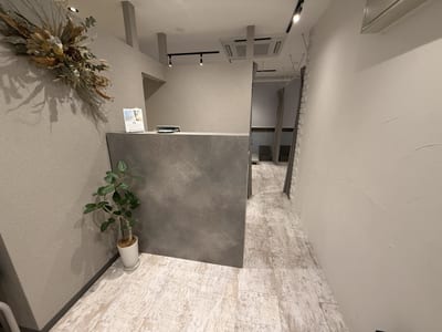 アイブロウ Rain 大阪本町店 店内写真 1枚目