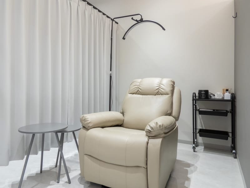 SAISIR MEN'S EYE MAISON 問屋町メンズアイブロウ（岡山市）