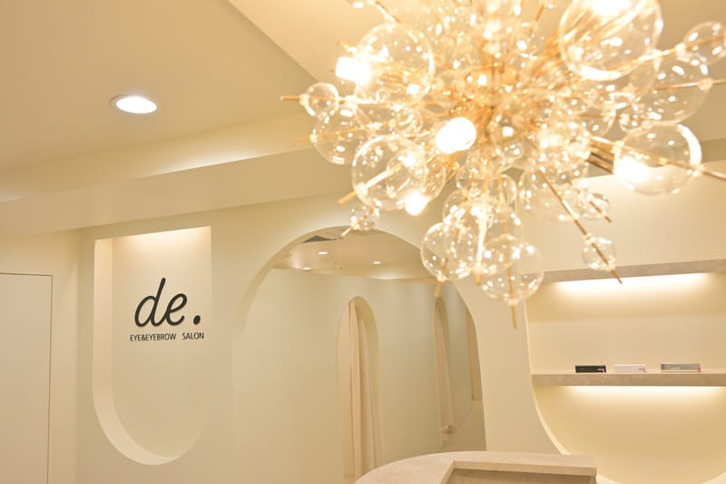 完全個室 アイラッシュ&アイブロウ de.shinjuku(代々木)のメンズ眉毛サロン