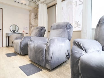 眉毛専門店 Ai Quickアイクイック 駒込店（駒込）のメンズ眉毛サロン