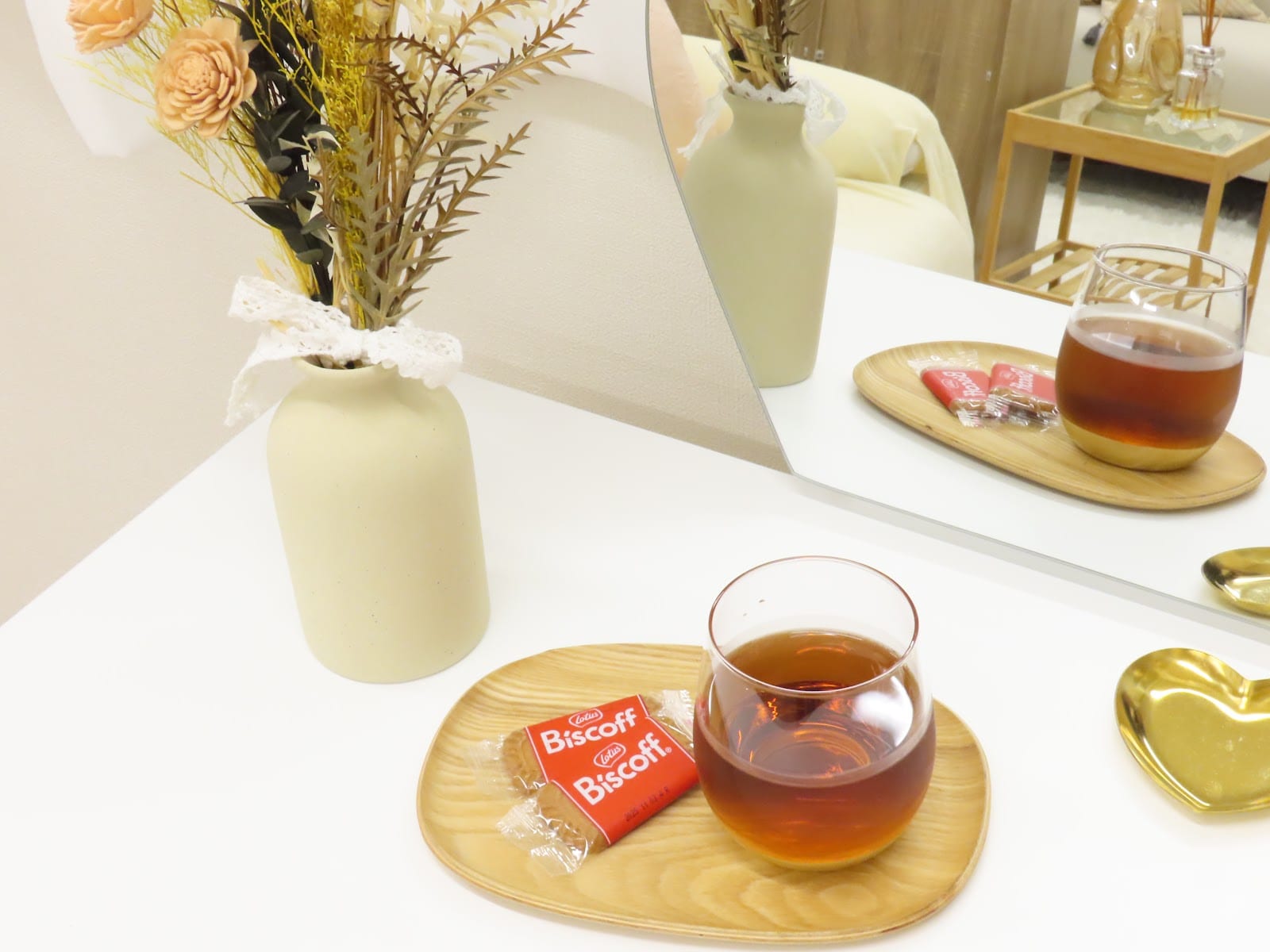 Platine広尾/恵比寿 眉毛アイブロウ・まつげパーマ専門店(恵比寿)のメンズ眉毛サロン店内写真 1枚目