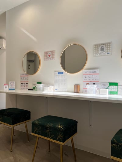 眉毛とまつげパーマの専門店 ロレインブロウ 三軒茶屋店 店内写真 1枚目