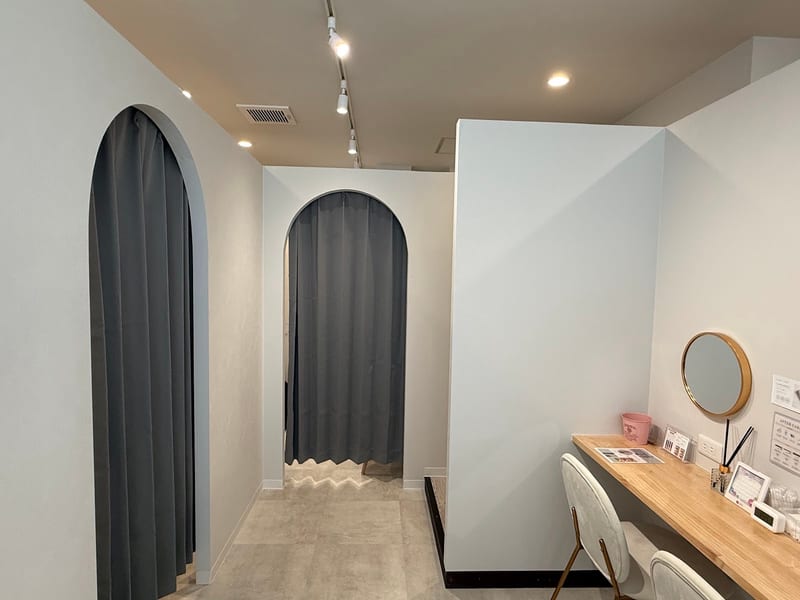 眉毛とまつげパーマの専門店 ロレインブロウ 東加古川店(明石)のメンズ眉毛サロン