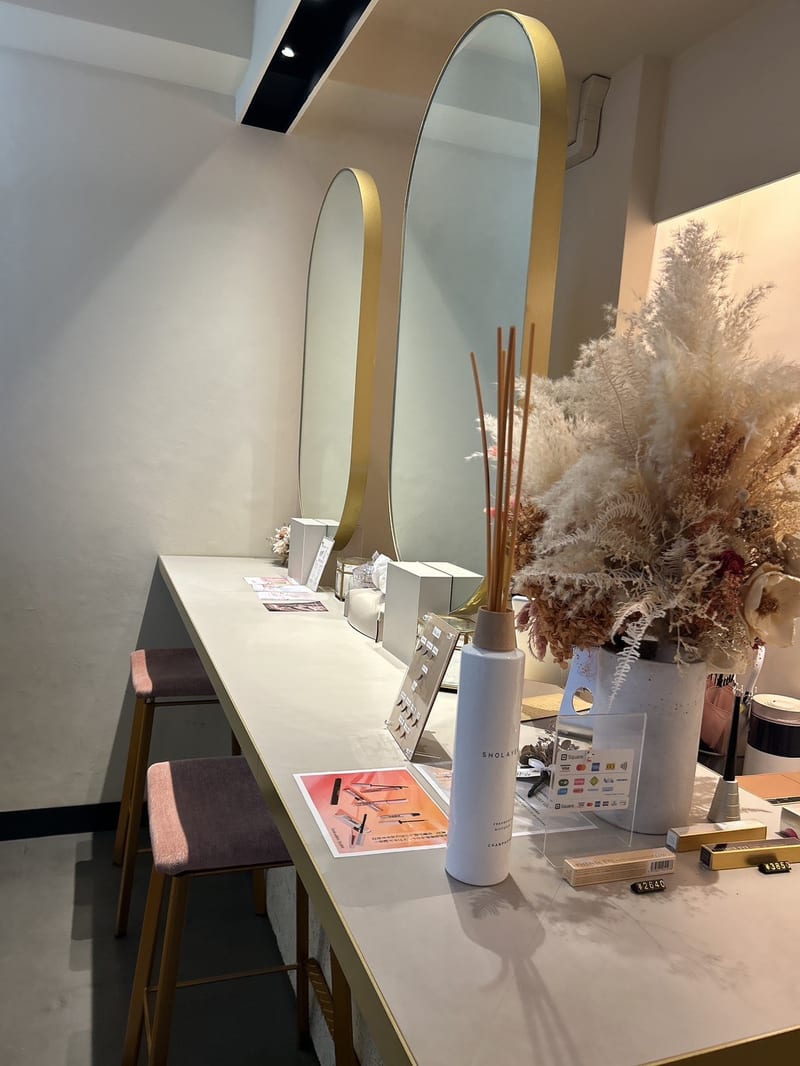 ams by AI TOKYO 渋谷店の店内写真3