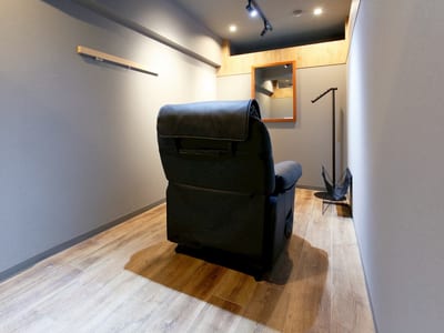 眉ラボ 横浜店 店内写真 2枚目