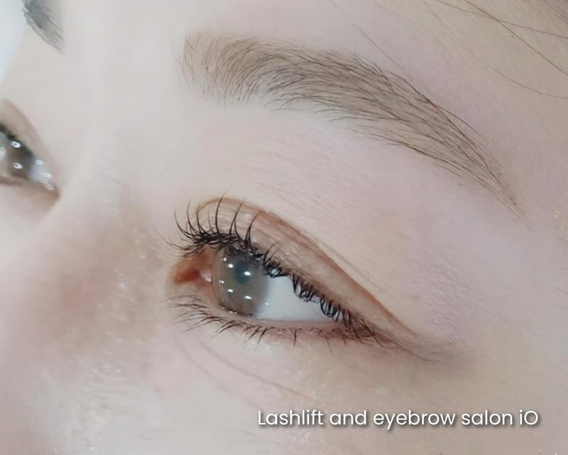 Lashlift and eyebrow salon iOまつげパーマ/眉スタイリングWAXの店内写真2