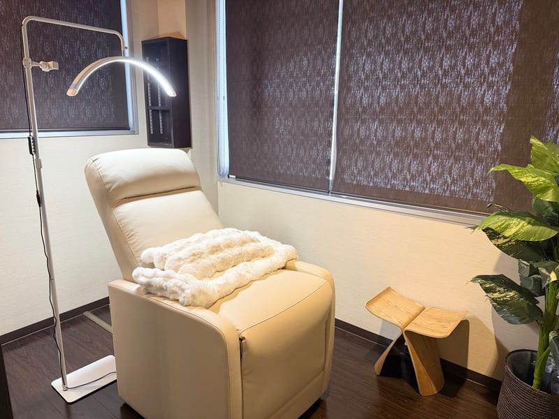 Suite blink 天文館(鹿児島)のメンズ眉毛サロン