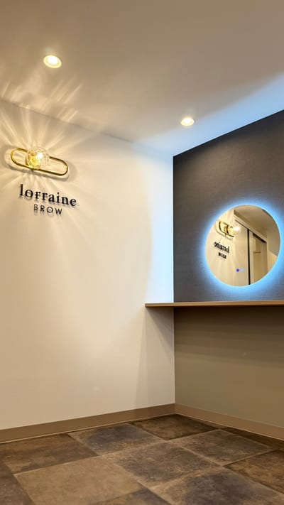 眉毛とまつげパーマの専門店 ロレインブロウ 浦和店 店内写真 1枚目