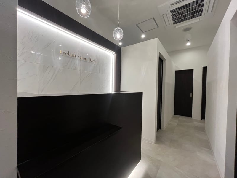 完全個室eyelash salon Rey仙台駅前店 まつげパーマパリジェンヌ（仙台駅）のメンズ眉毛サロン