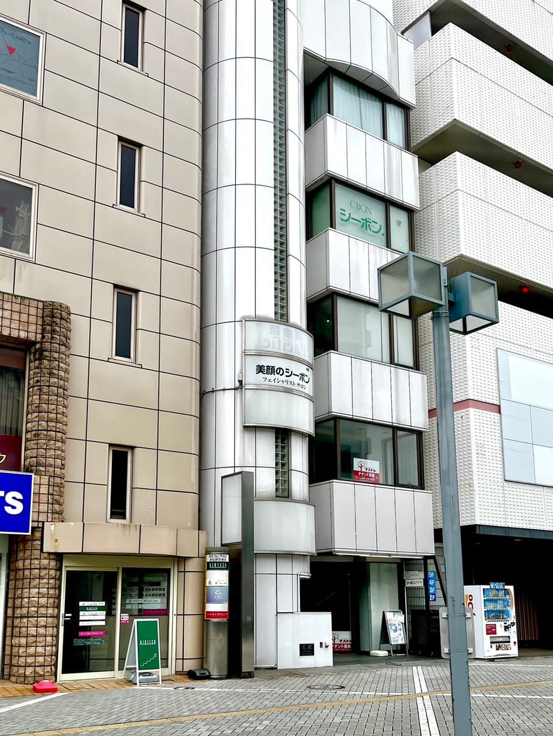 オーメンズ浜松駅前店の店内写真3