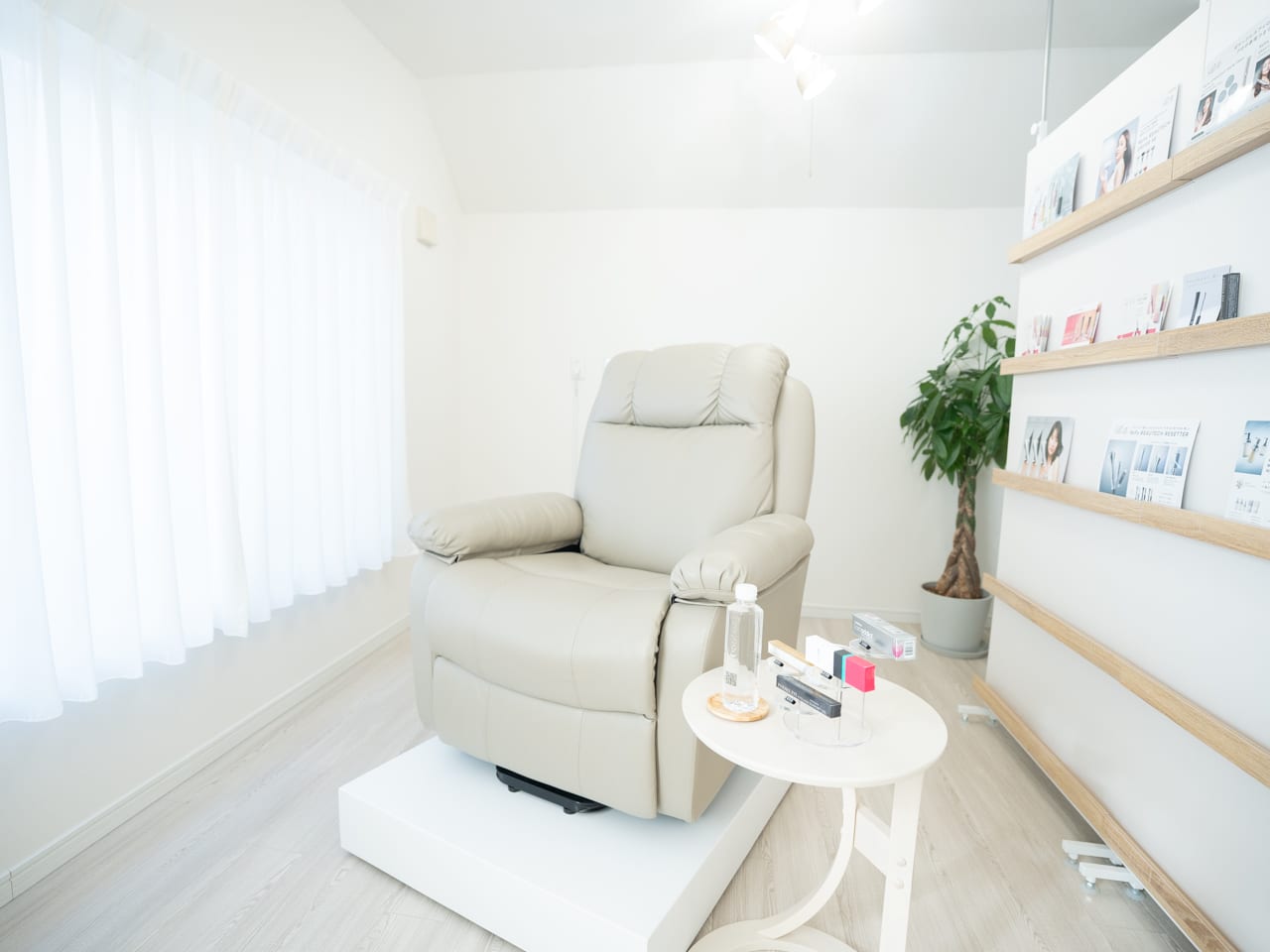 Cilune 三軒茶屋(三軒茶屋)のメンズ眉毛サロン店内写真 1枚目