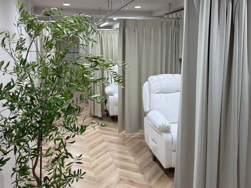 lala eyelash 三田.田町店(品川)のメンズ眉毛サロン