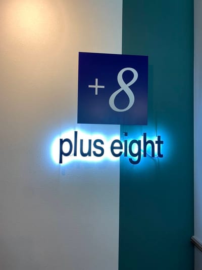 プラスエイト池袋店メンズ眉毛専門サロン 店内写真 4枚目