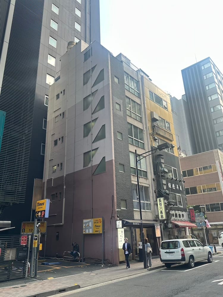 メンズ眉毛サロンラボメンズ専門の店内写真3