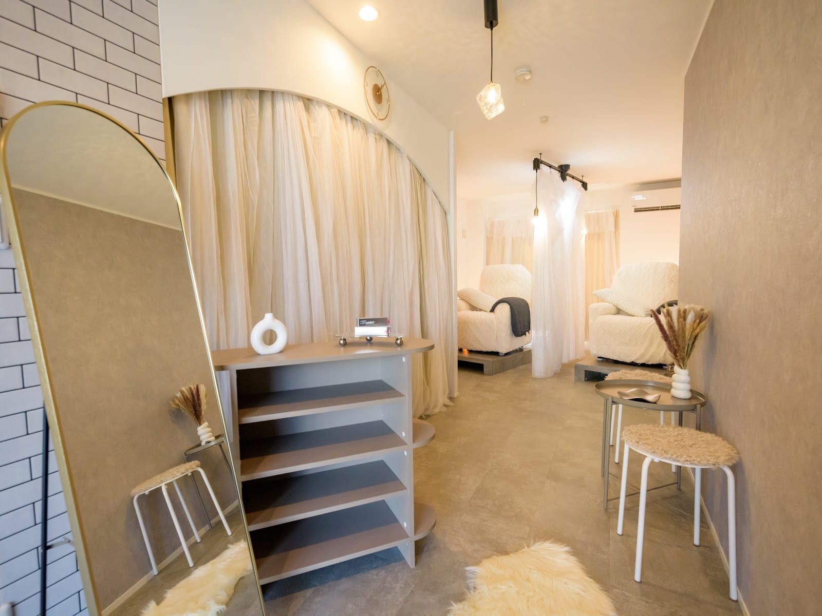 Linoa リノア(大船)のメンズ眉毛サロン店内写真 1枚目