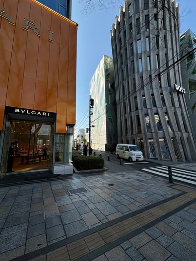 KOKUA 表参道店 店内写真 4枚目