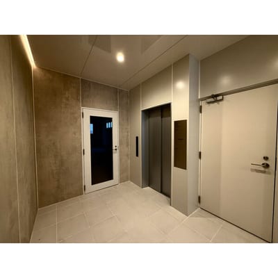 Roist名古屋久屋大通店アイブロウ 店内写真 1枚目