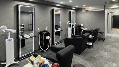 ミダシー エキニア横浜店 店内写真 1枚目